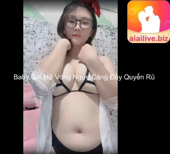 Baby Girl Hở Vòng Ngực Căng Đầy Quyến Rũ 6