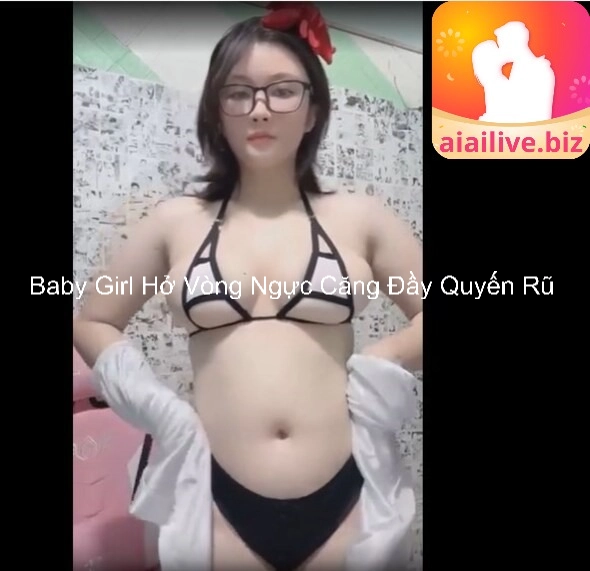 Baby Girl Hở Vòng Ngực Căng Đầy Quyến Rũ 7